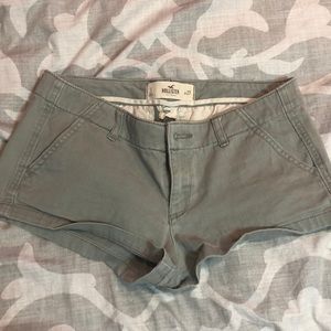 Hollister shorts size 5!